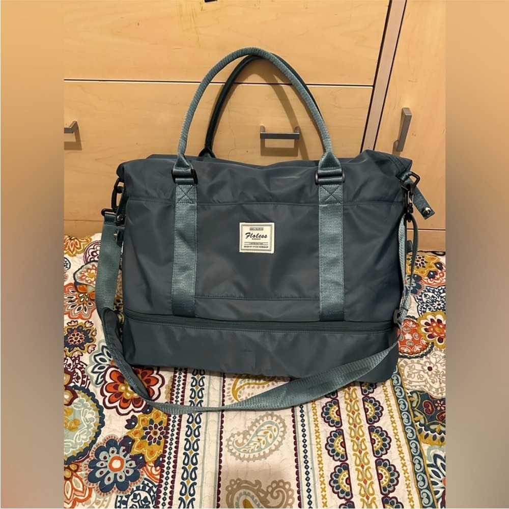 Floless Stylish Slate Duffel Bag for Men unisex